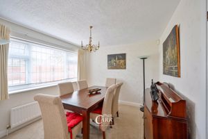 Dining Room- click for photo gallery